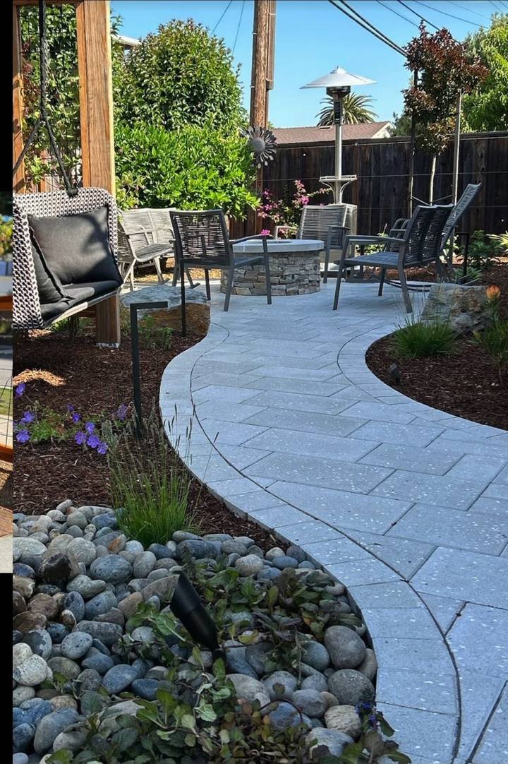 Curved paver path by DG Landscape Design