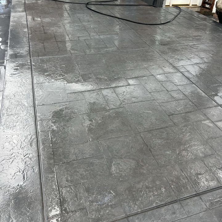 Sealed stamped concrete in a slate pattern